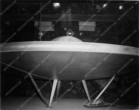 behind the scenes set building of Bamboo Saucer 5795-12