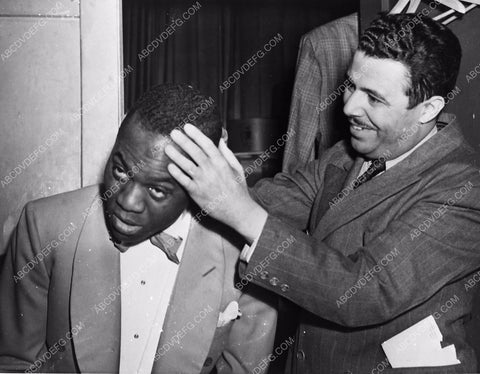 candid Bill Robinson before going on stage 5845-06