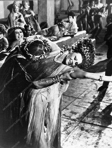 foreign film scene Felini Satyricon 5929-03