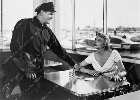 John Garfield Patricia Neal from The Breaking Point 5950-04