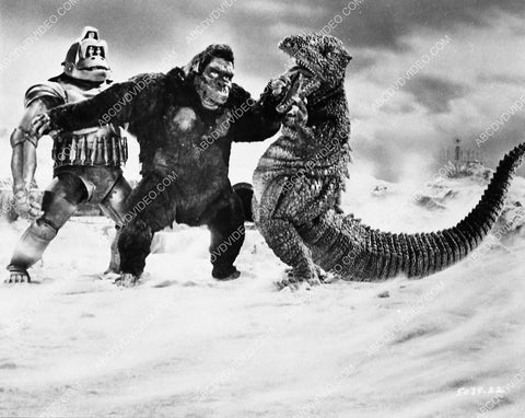 MechaKong King Kong Godzilla battle sequence film King Kong Escapes 5967-26