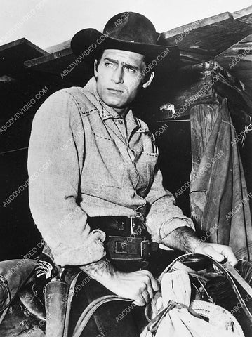 Clint Walker on horseback TV Cheyenne 6007-07