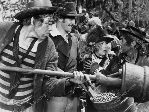 Fredric March Franciska Gaal film The Buccaneer 6022-25