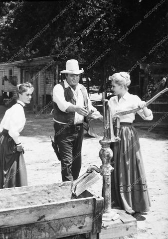 Dan Blocker Bonanza TV Show Sisters From Boston episode 6028-03