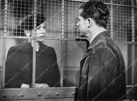 Joan Fontaine Dana Andrews in jail from film noir Beyond a Reasonable Doubt 6141-13