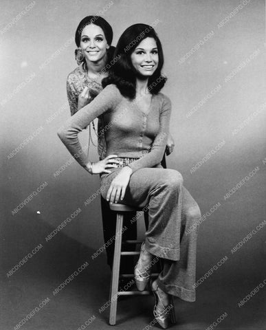 Valerie Harper Mary Tyler Moore 6158-04