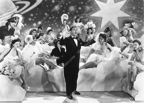 Eddie Cantor surrounded by the girls film Thank Your Lucky Stars 6241-23