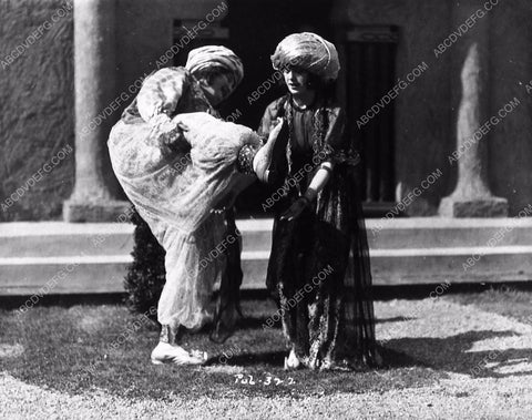 Mabel Normand Lillian Sylvester silent film The Slim Princess 6269-02