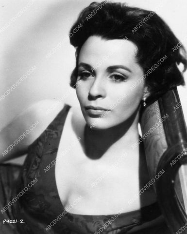 Claire Bloom portrait 6300-28