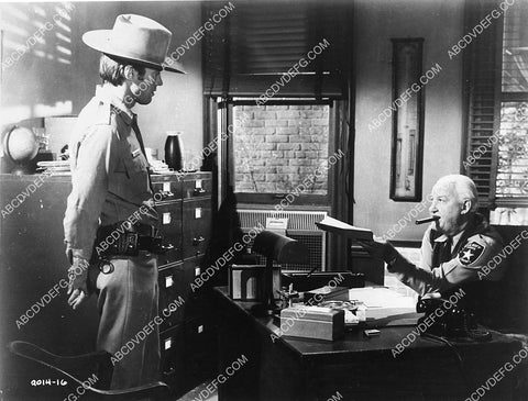 Clint Eastwood Tom Tully film Coogan's Bluff 6389-13