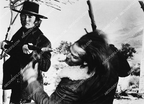 Clint Eastwood Don Stroud film Joe Kidd 6389-16
