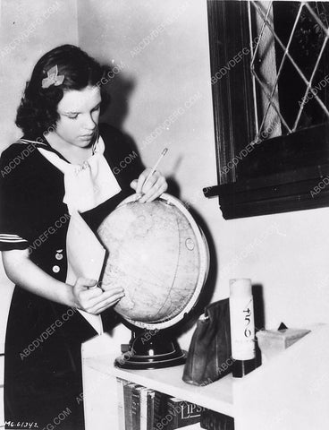 candid Judy Garland does her geography studies at MGM Studios classroom 6556-30