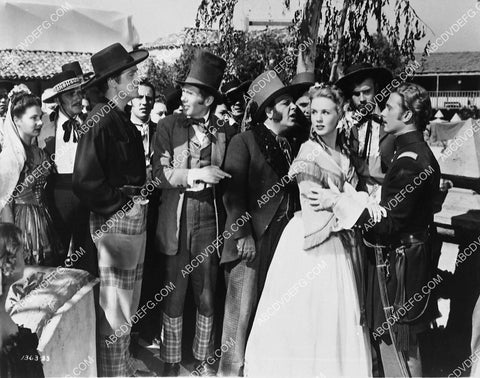 Deanna Durbin Robert Paige film Can't Help Singing 6587-27