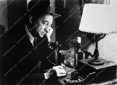 Robert Mitchum in Farewell My Lovely classic shot 6600-05