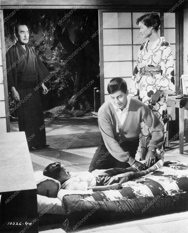 Jerry Lewis and cast from the Geisha Boy 6604-14