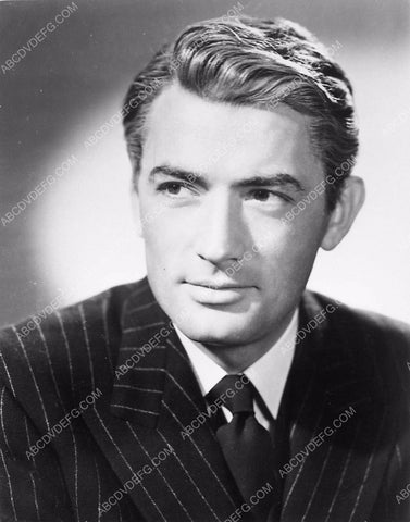handsome Gregory Peck portrait 6619-19