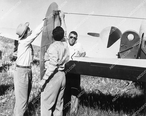 Robert Taylor inspecting the airplane 6628-24