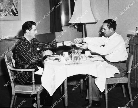 Robert Taylor and someone enjoying breakfast 6629-16