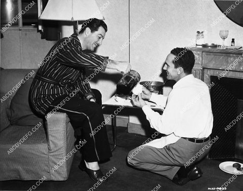 Robert Taylor and someone enjoying breakfast 6629-18