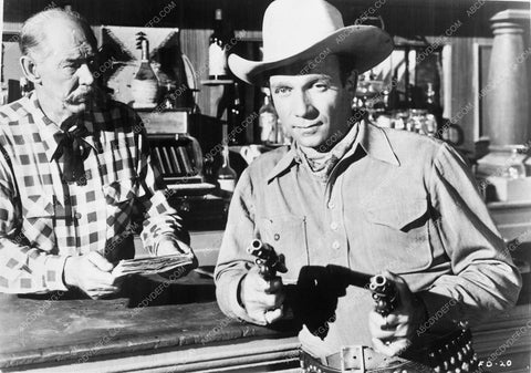Dane Clark both guns drawn western film Fort Defiance 6902-29