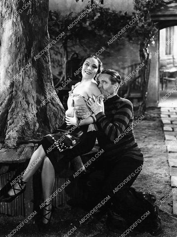 Edmund Lowe Dolores Del Rio film The Bad One 6951-32