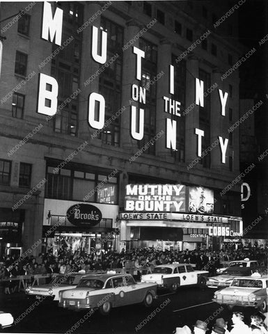 cool Loew's State Theater display Mutiny on the Bounty 7033-28