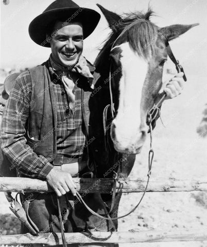 Scott McKay western 7077-26