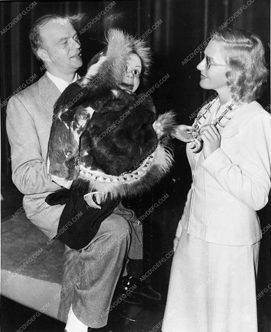 Edgar Bergen Charlie McCarthy Jean Arthur candid shot 7231-36