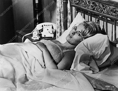 Jean Seberg film Moment By Moment 7249-28