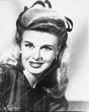 Ginger Rogers cute portrait 7316-09
