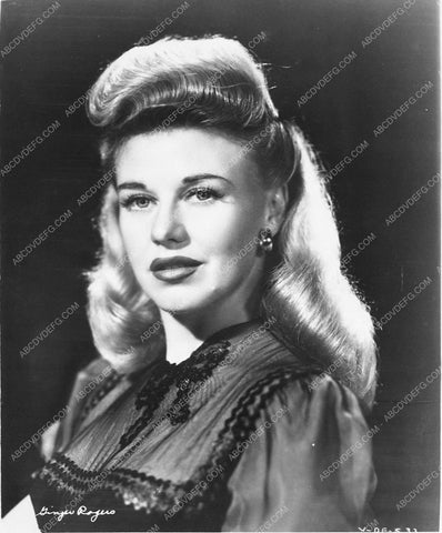 Ginger Rogers portrait 7316-11