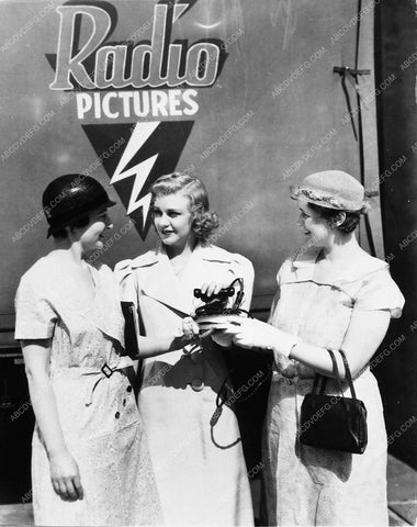 candid Ginger Rogers RKO Studios backlot 7316-13