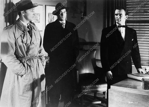 Robert Mitchum film noir Out of the Past 7335-23