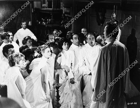 cult or ritual scene film Kiss of the Vampire 7347-31