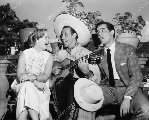 great candid Miroslava Ricardo Montalban Vittorio Gassman 7368-15