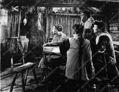 Louise Rainer Paul Muni classic film The Good Earth 7373-04