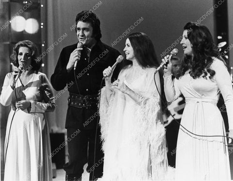 Johnny Cash June Carter TV special The Johnny Cash Christmas Show 7541-28