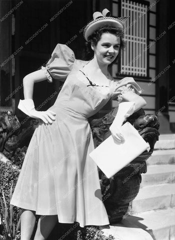 Jane Wyatt cute portrait 7566-04