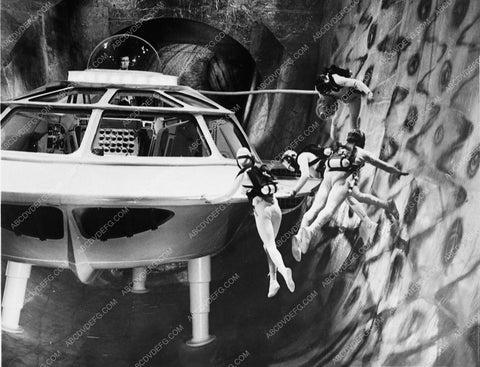 cool special FX shot sci-fi film Fantastic Voyage 7600-07