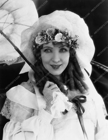 Claire Windsor and parasol portrait cute 7667-04