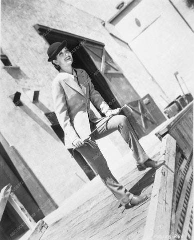 Dorothy Lamour equestrian outfit 7675-24