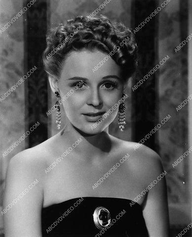 Gloria Stuart portrait 7762-20