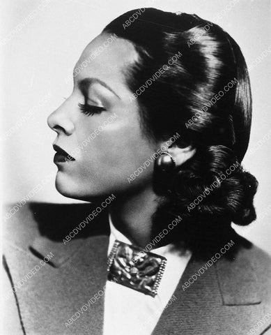Gale Sondergaard portrait 7762-21