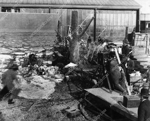 Mary Fuller 1910 Vitagraph Studios cool tank shot w backdrop silent film Uncle Tom's Cabin 7762-30