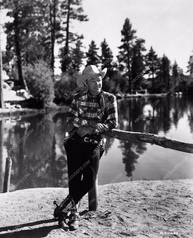 Roy Rogers by lake 7763a-17