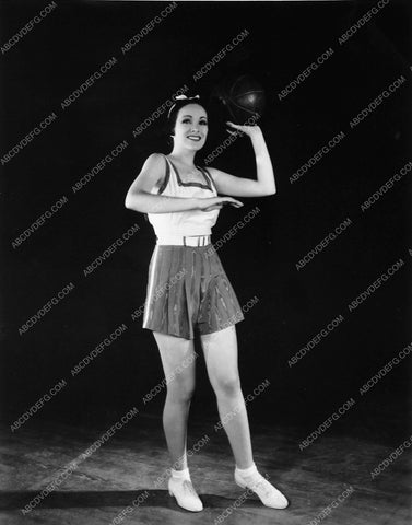 Priscilla Lawson cute exercise portrait 7877-28