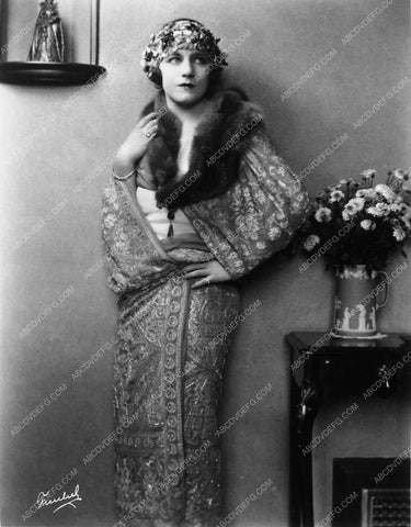 silent actress Viola Dana portrait 7972-03