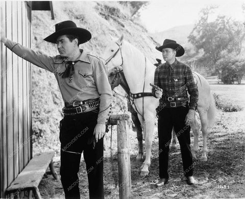 Johnny Mack Brown Tex Ritter western film Cheyenne Roundup 8109-11