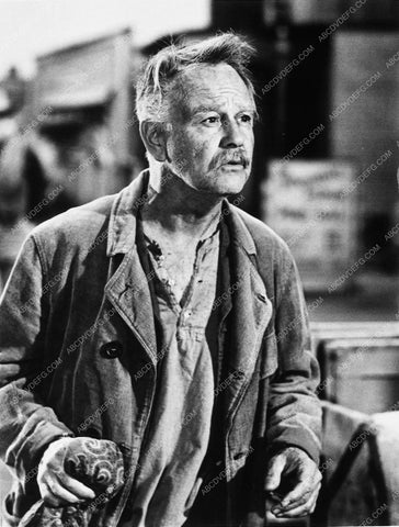 Gunsmoke TV show cast 8173-32