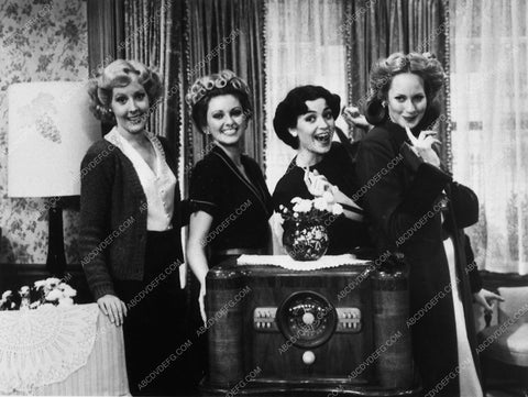 Georgia Engel Lorna Patterson Annie Potts TV show Goodtime Girls 8184-02